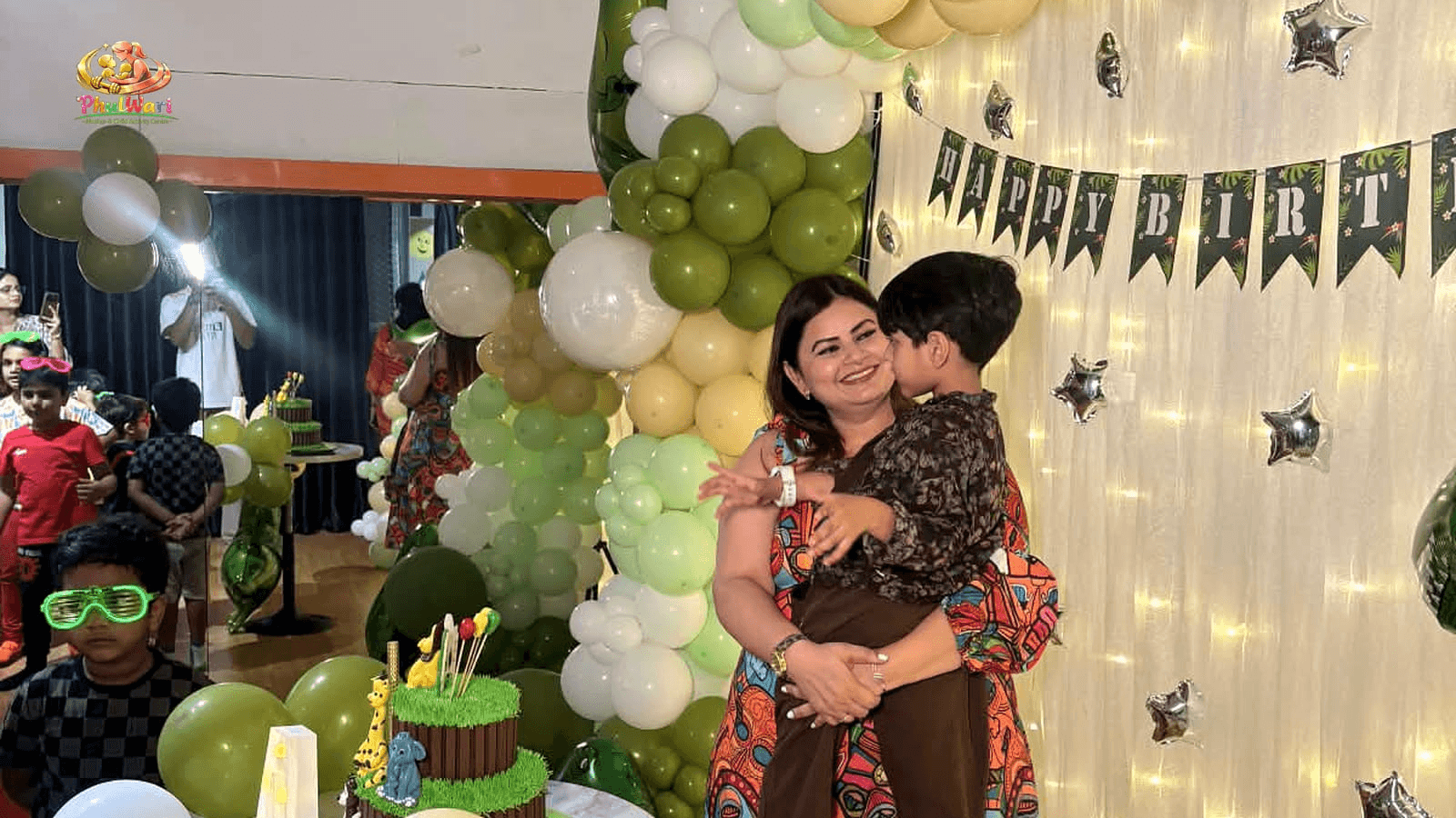 Cake Cutting & Celebration Stage
